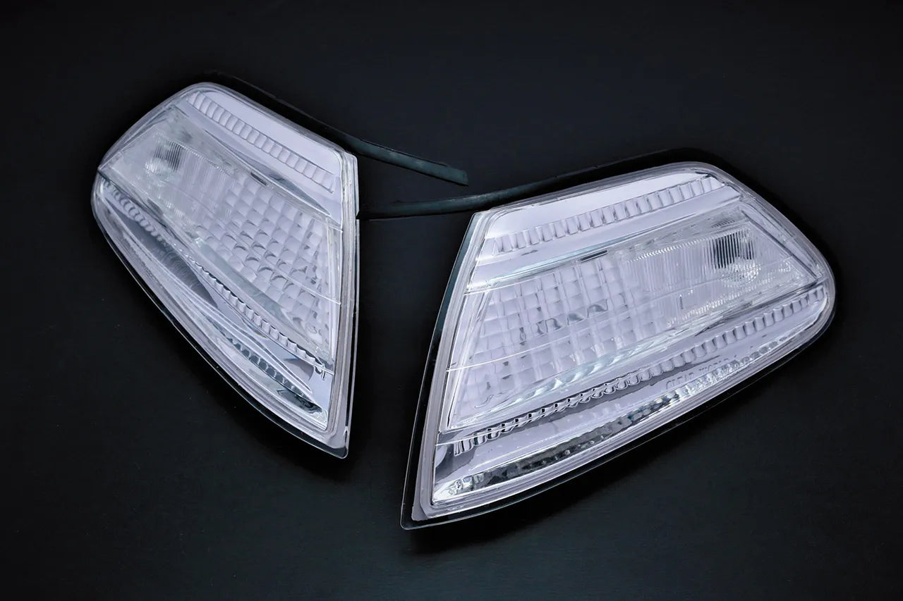 D-MAX 100 Series Mark II Crystal Corner Lamp SET
