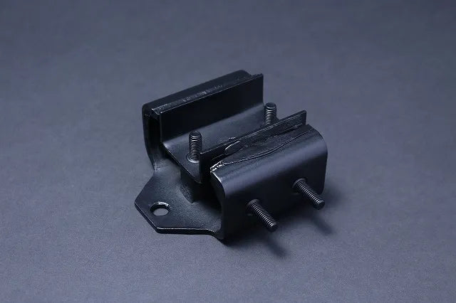 D-MAX Reinforced mission mount bush (for SR)