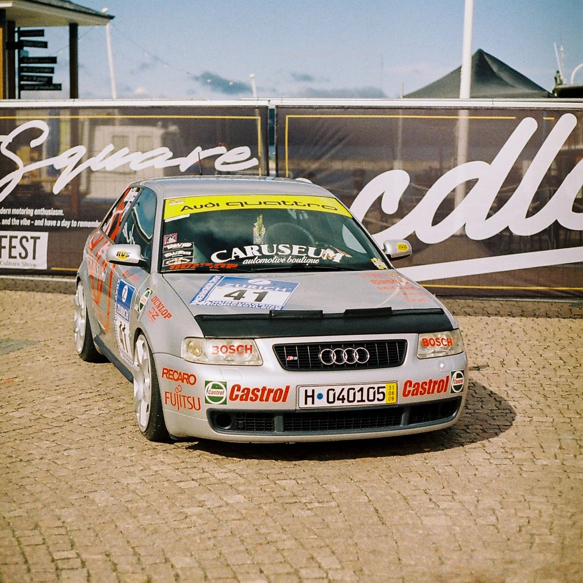 Caruseum Window Banner Large