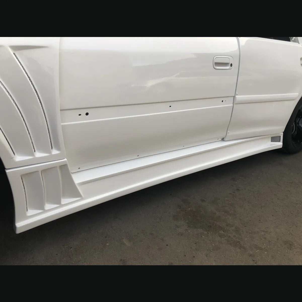 D-MAX Racing spec side step (JZX100 Chaser)