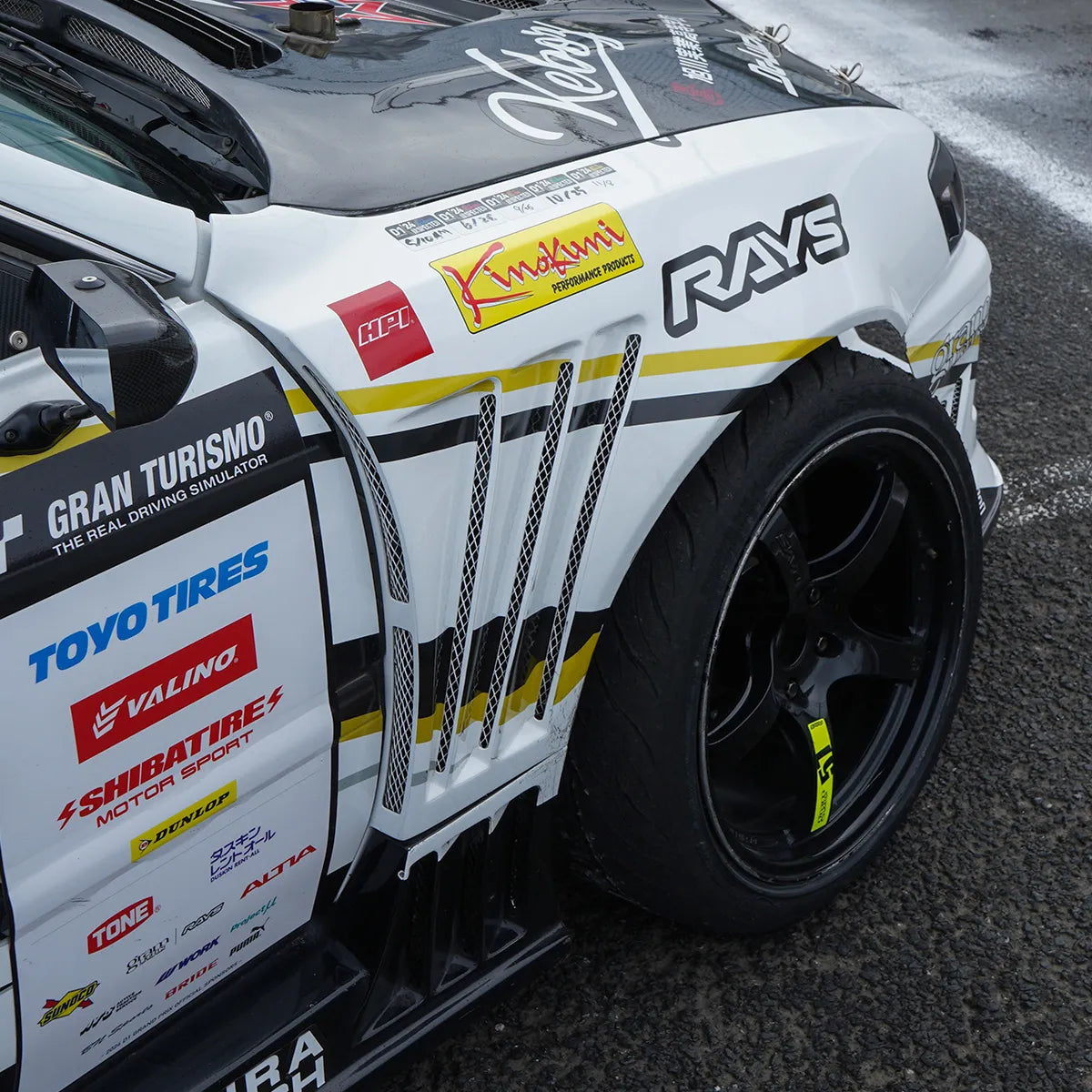 D-MAX Racing spec front fender 70mm (JZX100 Chaser)