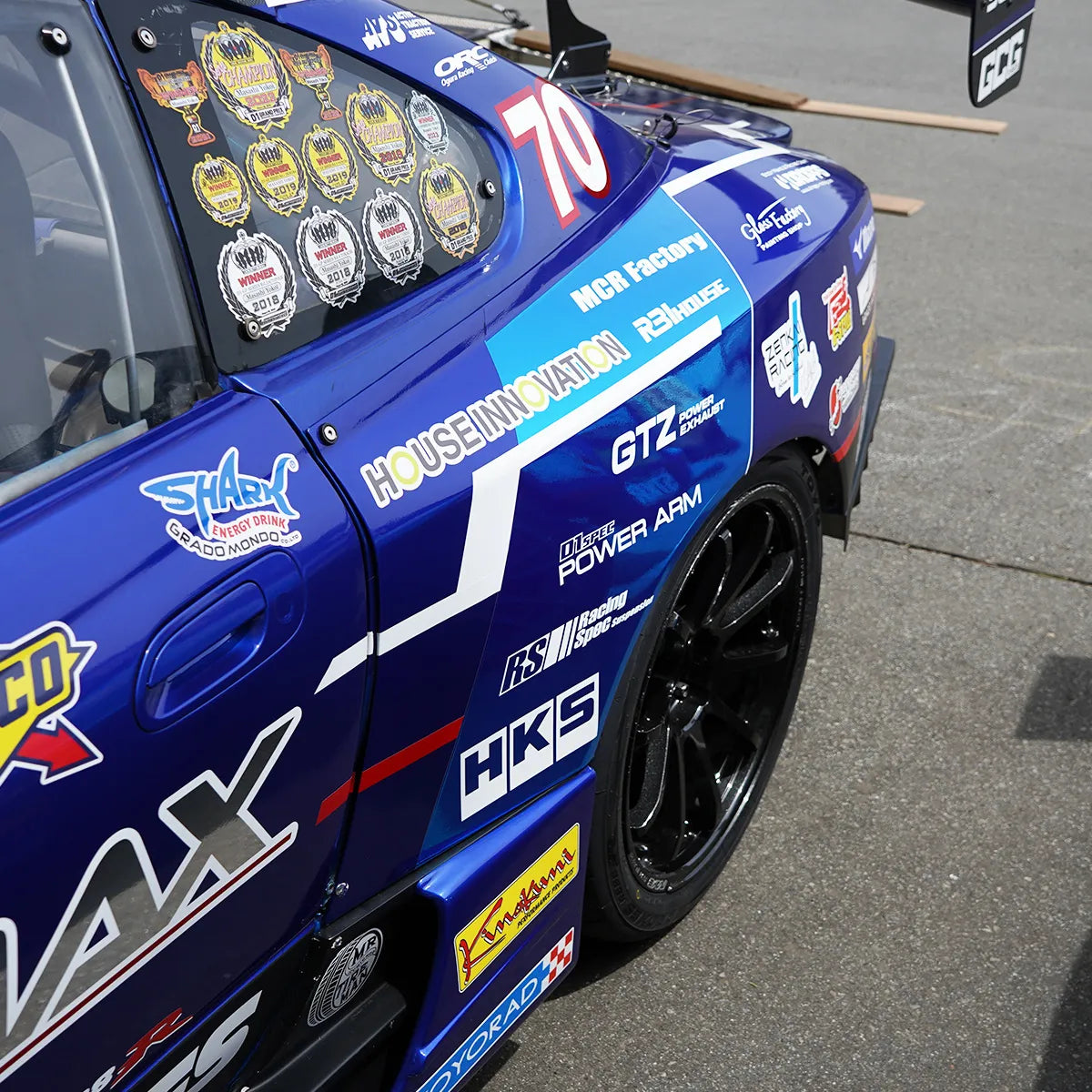 D-MAX Racing spec rear fender (S15 Silvia)